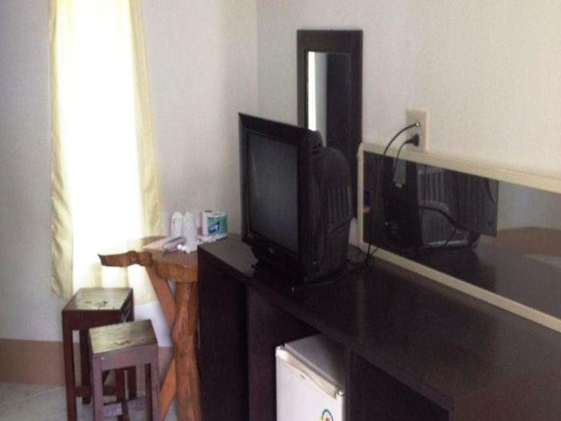 Marina House Отель